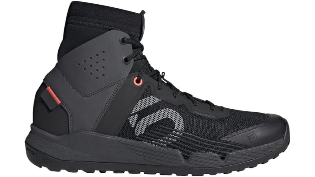 mountain biking shoe features