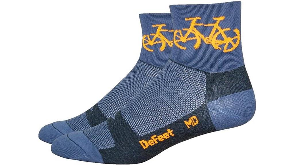 patterned cycling sock design